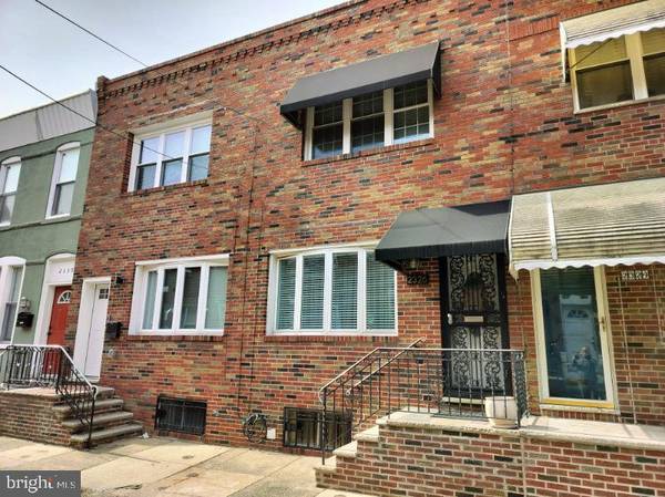 2326 S HICKS ST, Philadelphia, PA 19145