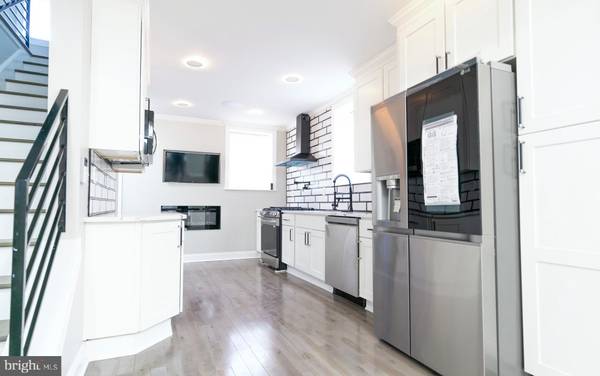 309 N MAPLE AVE, Lansdowne, PA 19050