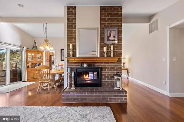 Freehold, NJ 07728,82 ETHAN ALLEN RD