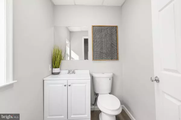 336 FAIRVIEW RD Crum Lynne, PA 19022