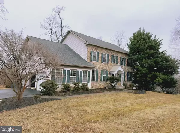 111 CHARLESTOWN HUNT DR, Phoenixville, PA 19460