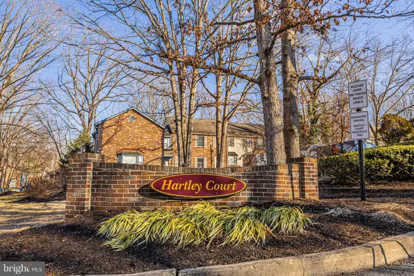 1018 HARTLEY CT, Sicklerville, NJ 08081