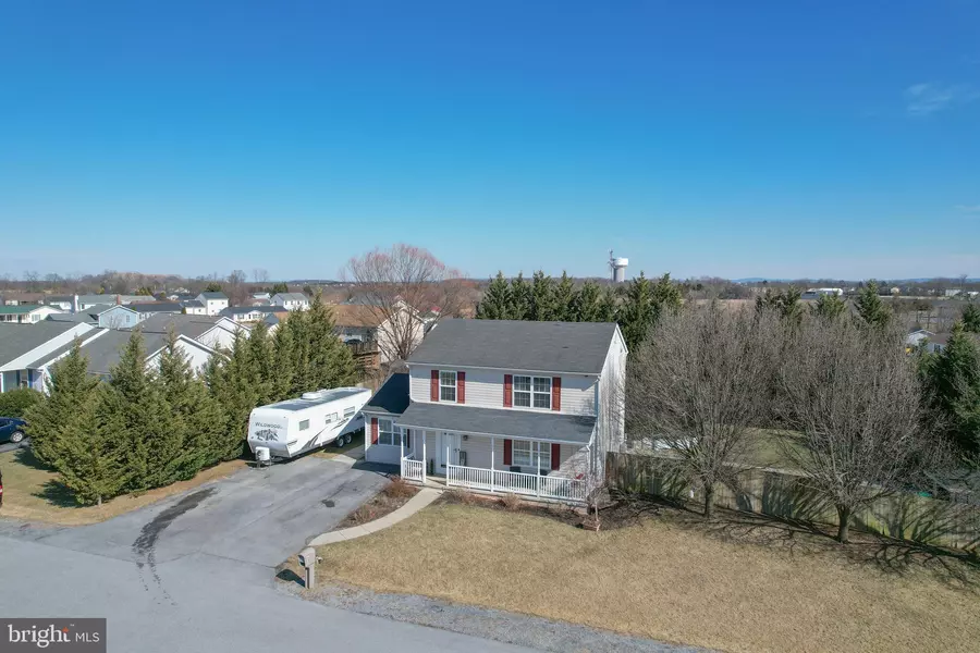 14 SNAIL KITE RD, Martinsburg, WV 25401