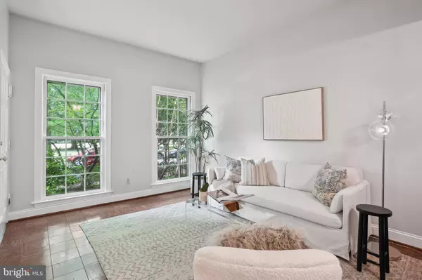 Washington, DC 20003,414 3RD ST SE