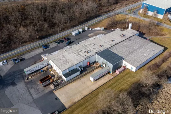Fleetwood, PA 19522,1246 AND 1246-A MAIDENCREEK RD