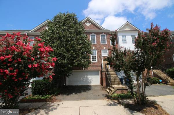 26071 NIMBLETON SQ, Chantilly, VA 20152