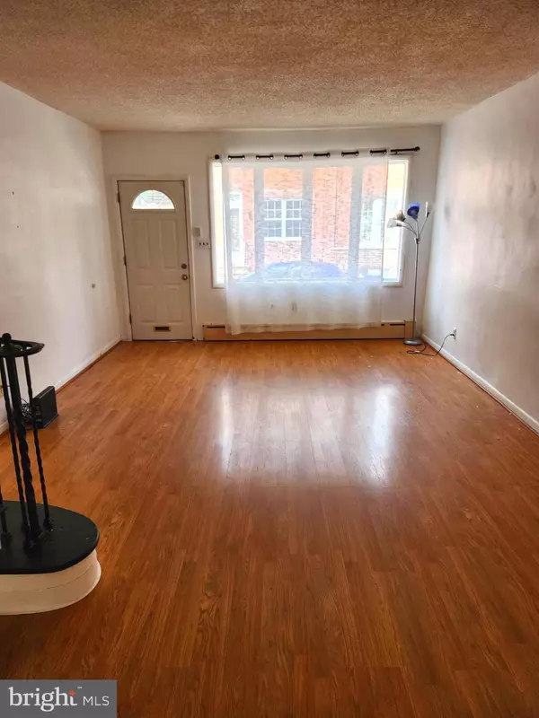 Philadelphia, PA 19145,1912 FITZGERALD ST