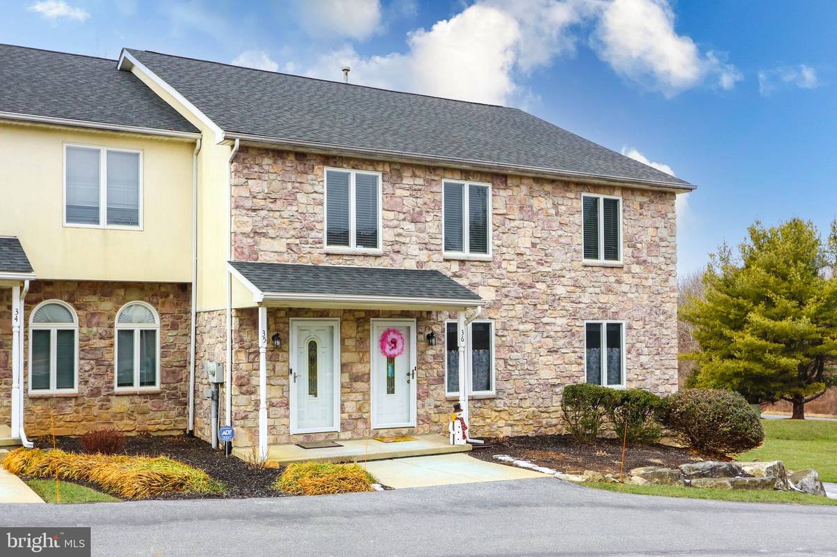 Easton, PA 18040,35 CHESTNUT COMMONS CT