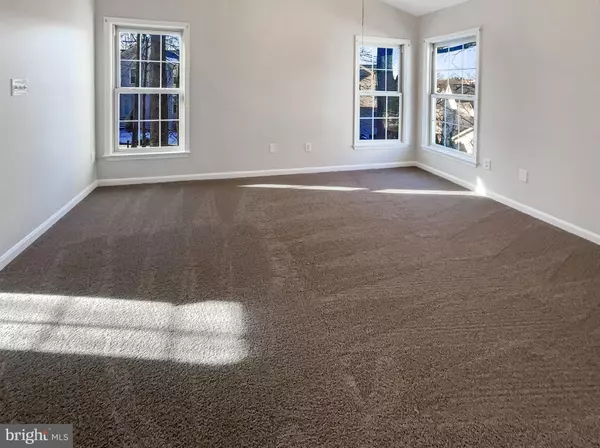 Sterling, VA 20165,20687 SMITHFIELD CT