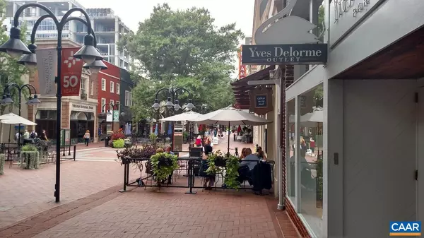 Charlottesville, VA 22902,500 COURT SQ #SUITES 801 & 807 MON