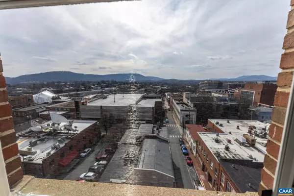 Charlottesville, VA 22902,500 COURT SQ #SUITES 801 & 807 MON
