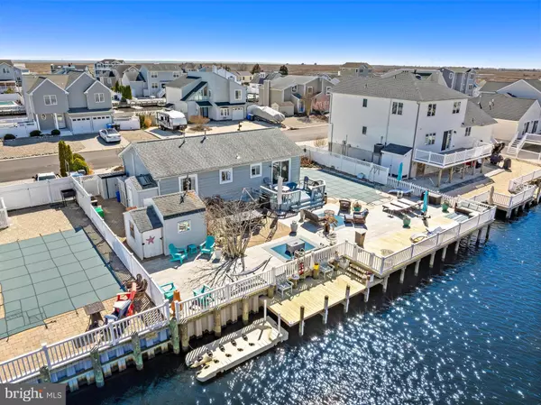 Manahawkin, NJ 08050,125 PETER RD