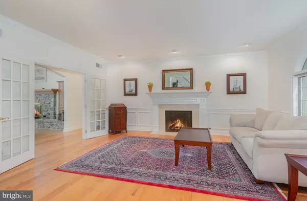 Mechanicsburg, PA 17050,10 SAND PINE CT