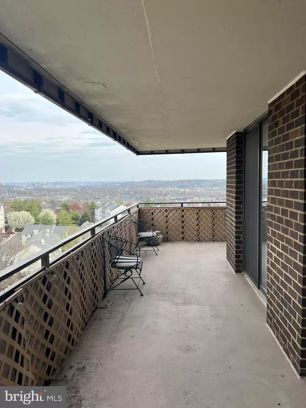 Alexandria, VA 22304,250 S REYNOLDS ST #810