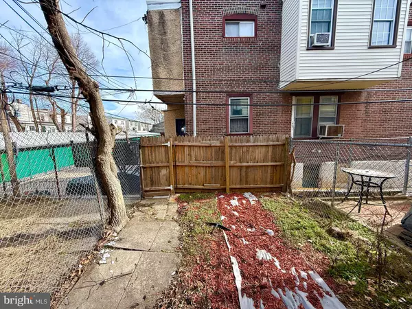 Philadelphia, PA 19143,423 S 62ND ST
