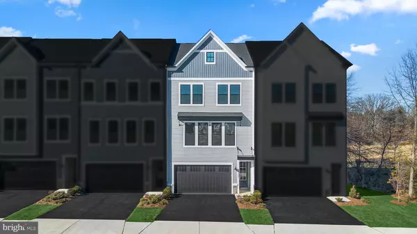 42182 BERRIER FARMS TER, Chantilly, VA 20152