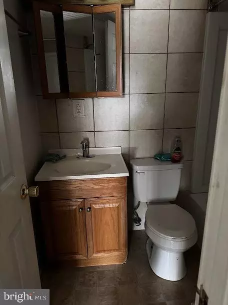 Bladensburg, MD 20710,6011 EMERSON ST #106