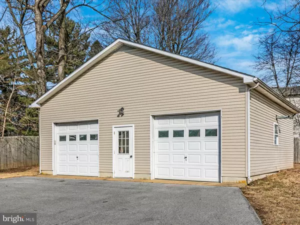 Blue Ridge Summit, PA 17214,15393 NORWOOD AVENUE