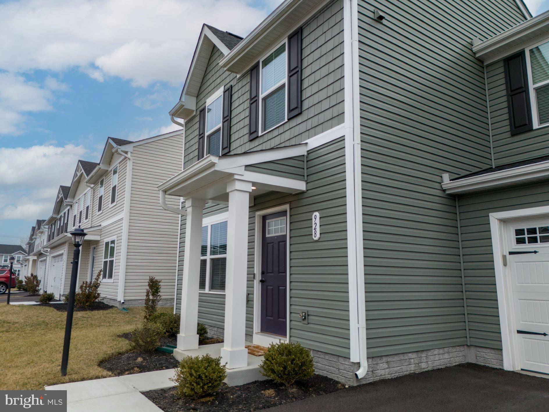 Greencastle, PA 17225,928 RAEANN DR