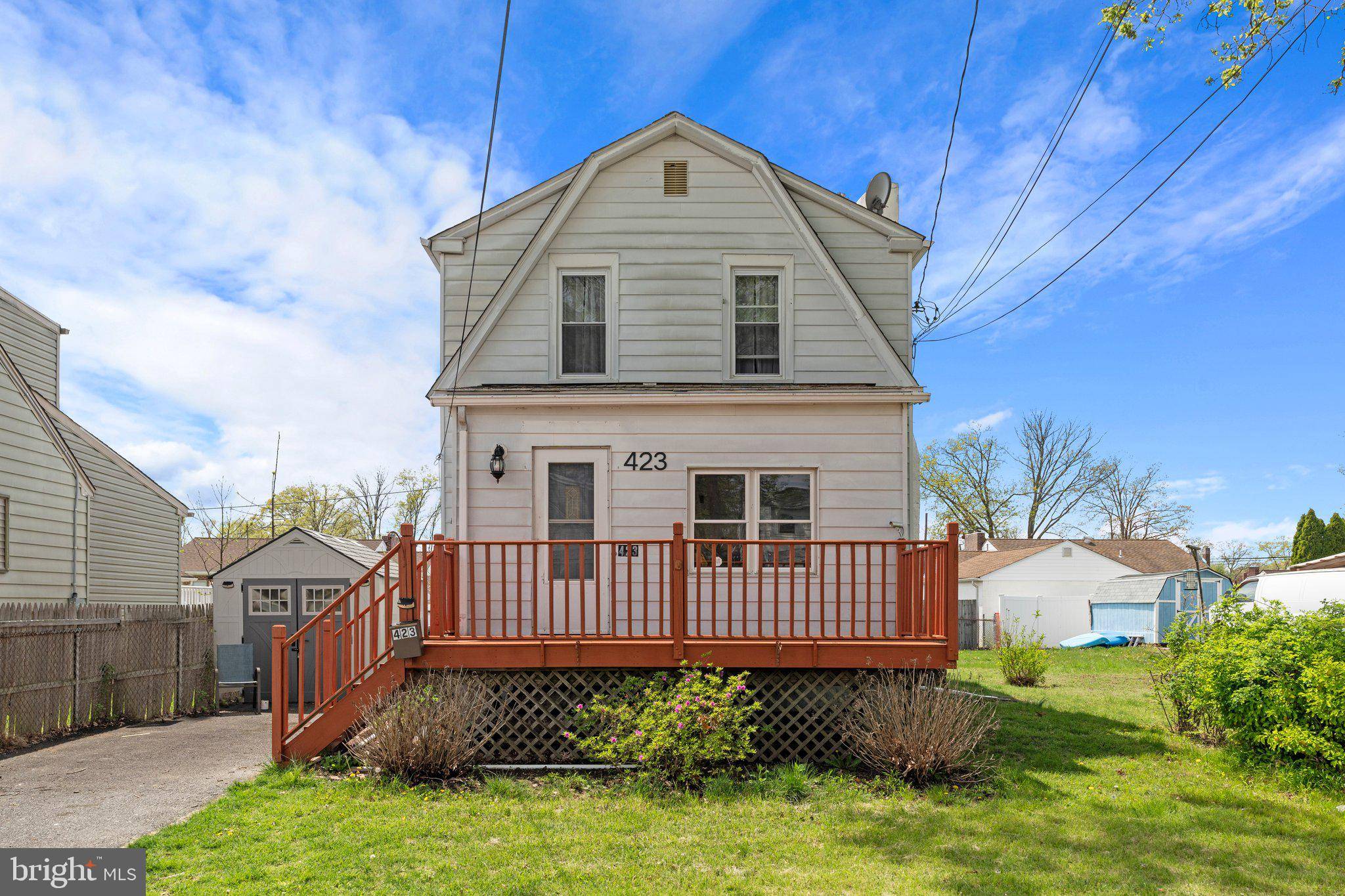 423 SYCAMORE AVE, Folsom, PA 19033