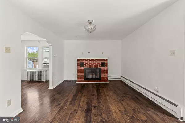 Folsom, PA 19033,423 SYCAMORE AVE