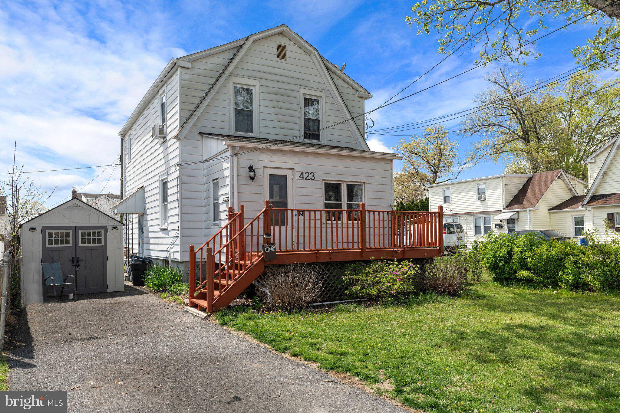 Folsom, PA 19033,423 SYCAMORE AVE