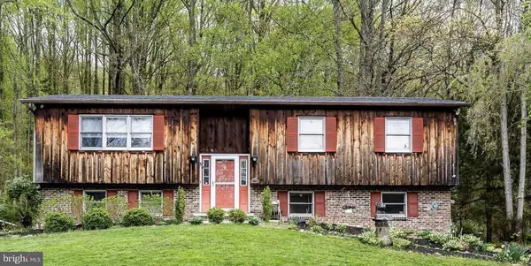 22 CROW HILL RD, Barto, PA 19504