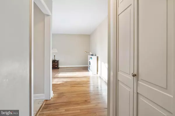 Wayne, PA 19087,500 E LANCASTER AVE ##119B