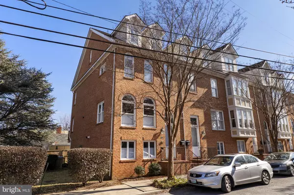 5-E COLLEGE AVE #1, Frederick, MD 21701