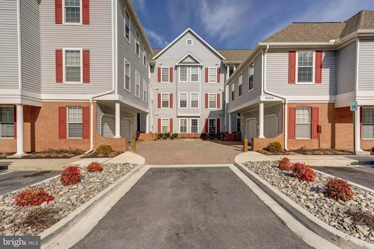 Owings Mills, MD 21117,5000 HOLLINGTON DR #103