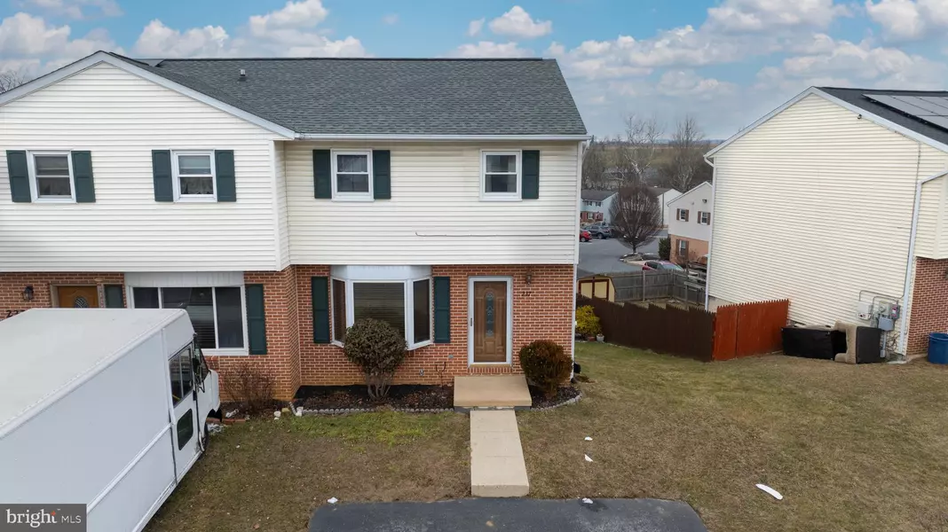 237 RIVERVIEW DR, Ephrata, PA 17522