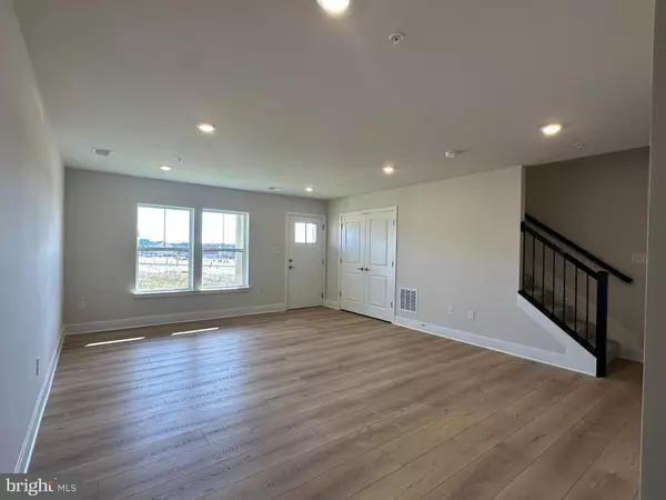 Laurel, MD 20724,1356 CRESTED WOOD DRIVE