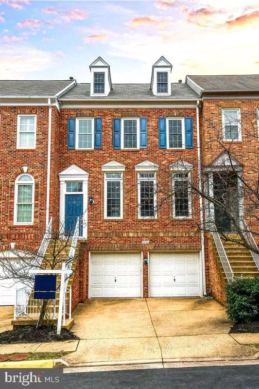 Vienna, VA 22181,9538 LAGERSFIELD CIR