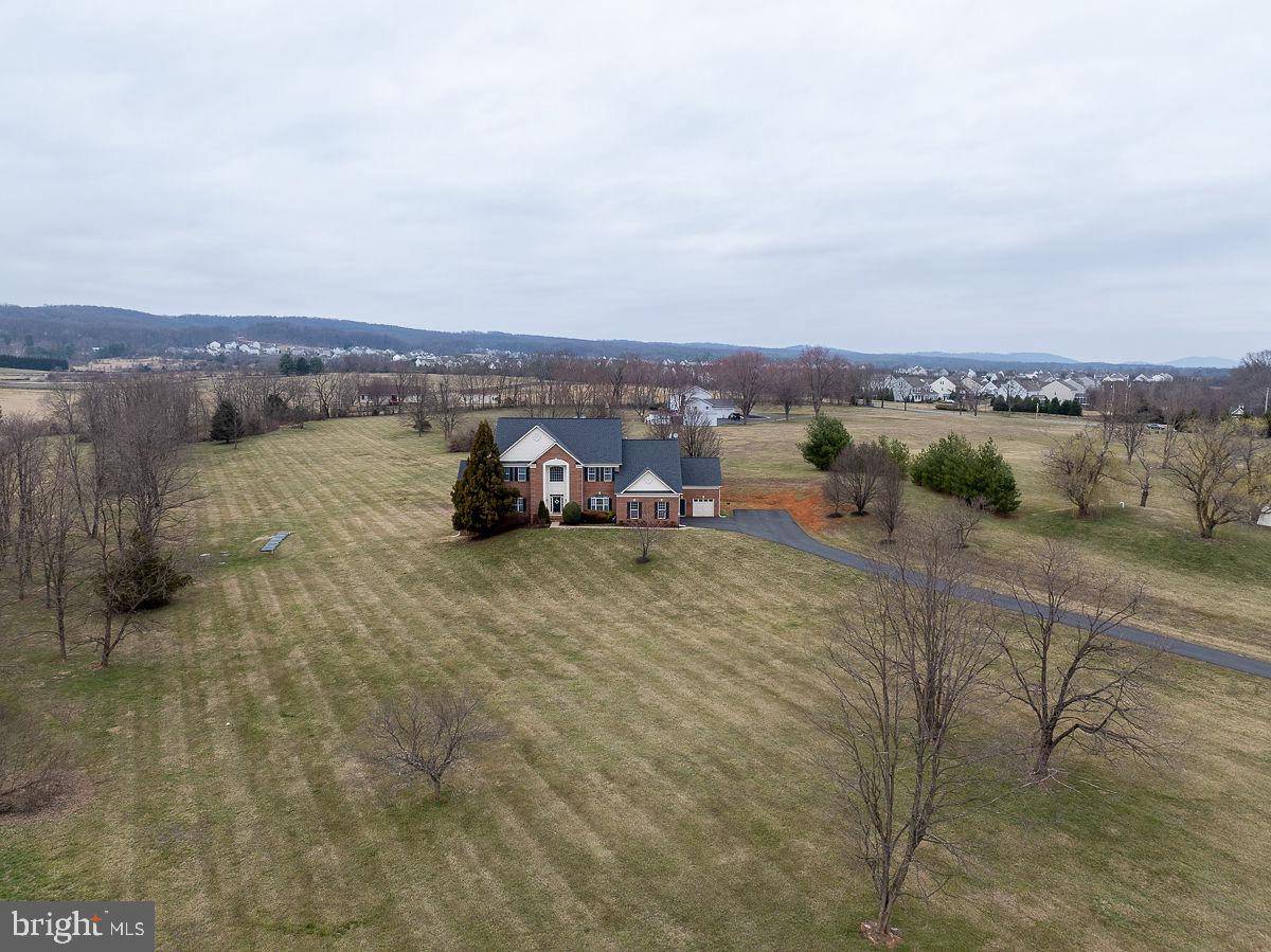 Leesburg, VA 20176,42037 HEATERS ISLAND CT