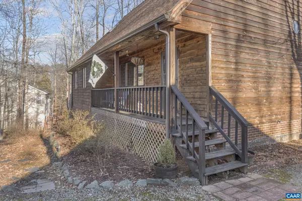 Palmyra, VA 22963,9 SANDY BEACH CT