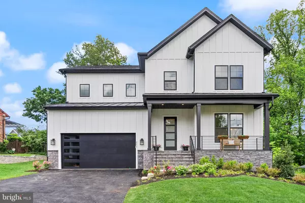 Falls Church, VA 22046,2238 HIGHLAND AVE