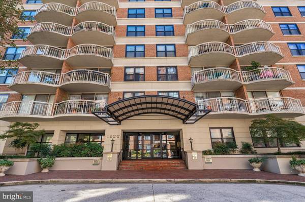 1200 BRADDOCK PL #215, Alexandria, VA 22314