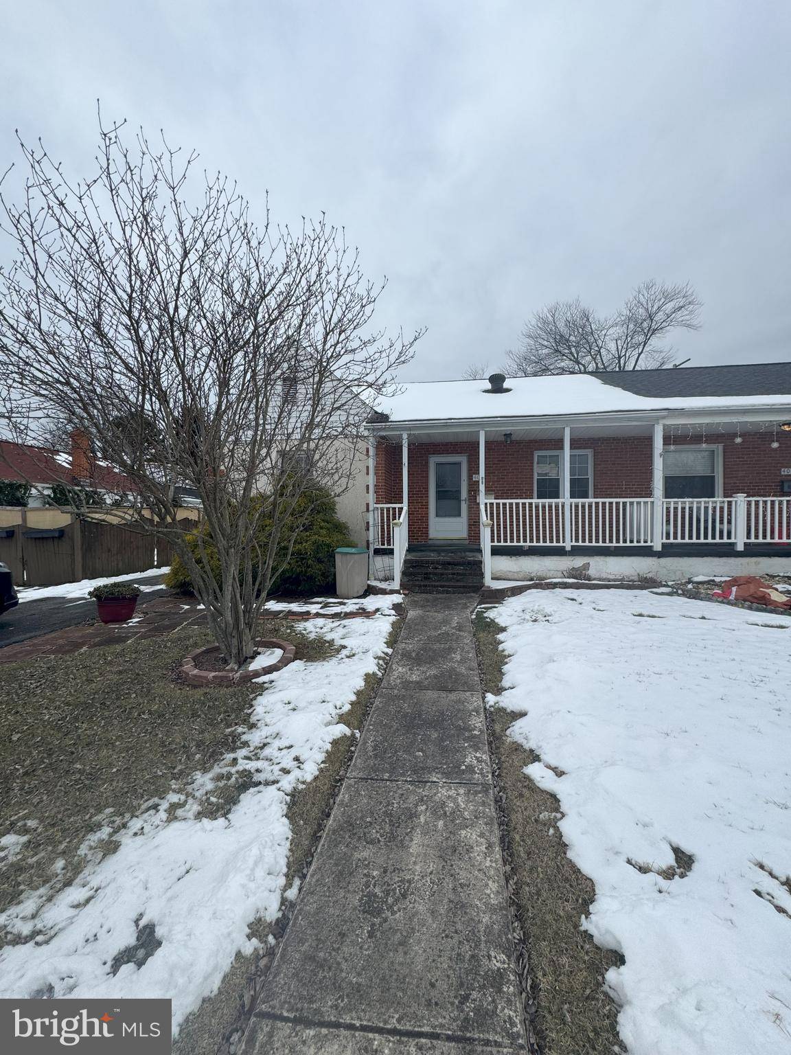 400 MEADOW RD, Baltimore, MD 21206