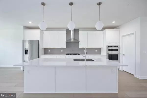 Ashburn, VA 20148,43452 FOUNDERS PARK TER