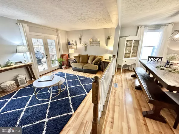 Elkridge, MD 21075,8034 GREEN TREE CT