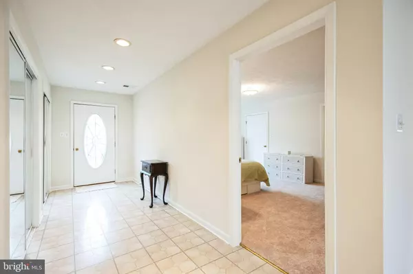 Waldorf, MD 20603,2818 DESERT SUN CT