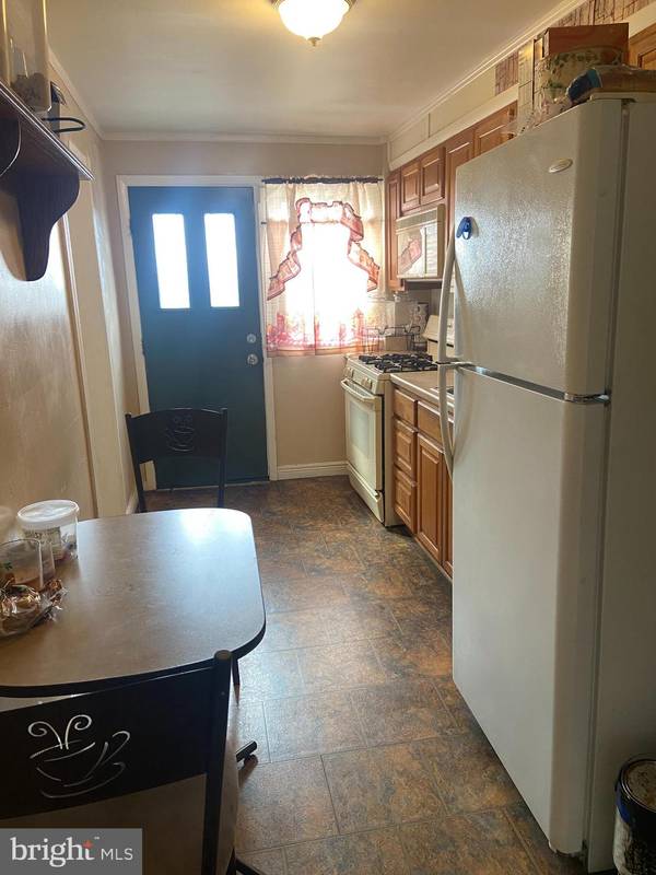 Baltimore, MD 21213,3517 ELMORA AVE
