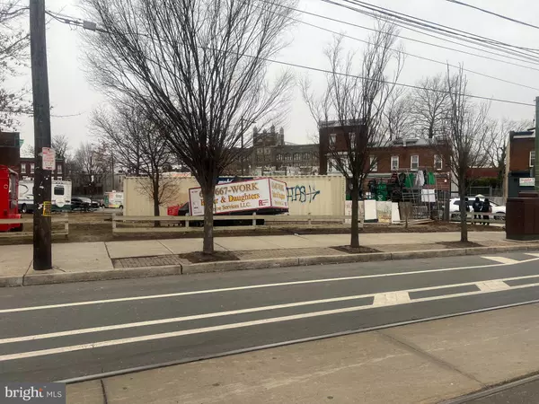 Philadelphia, PA 19131,5186-5194 LANCASTER AVE