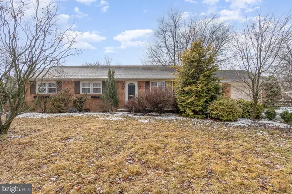 23 FIELD CIRCLE, Chambersburg, PA 17202