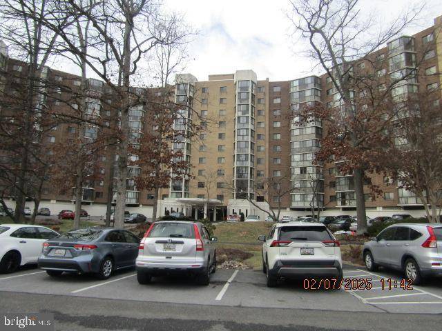 15101 INTERLACHEN DR #1-920, Silver Spring, MD 20906