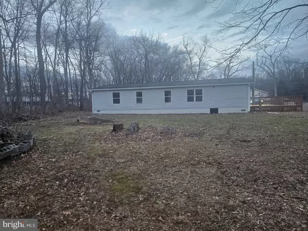 Bunker Hill, WV 25413,226 MINDERS LN