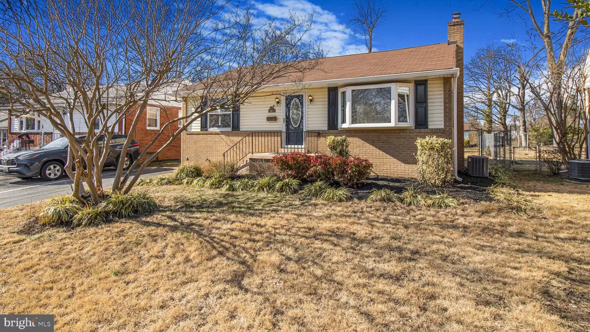 Berwyn Heights, MD 20740,8708 EDMONSTON