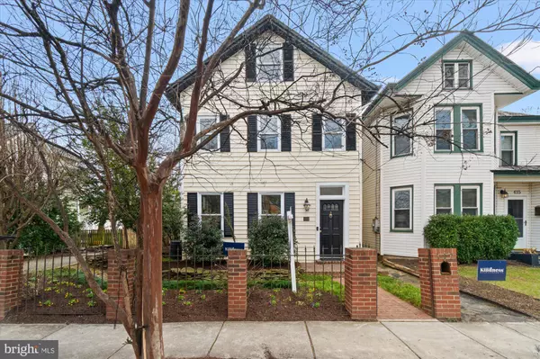 417 E WINDSOR AVE, Alexandria, VA 22301