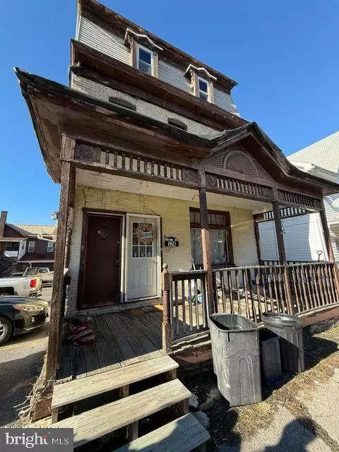 326 2ND AVE, Altoona, PA 16602