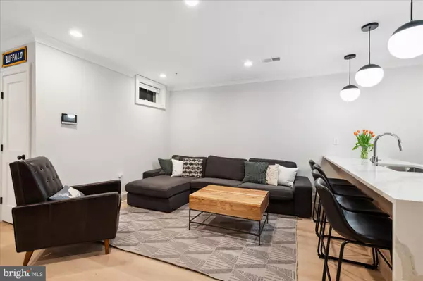 Washington, DC 20008,2150 FLORIDA AVE NW #1